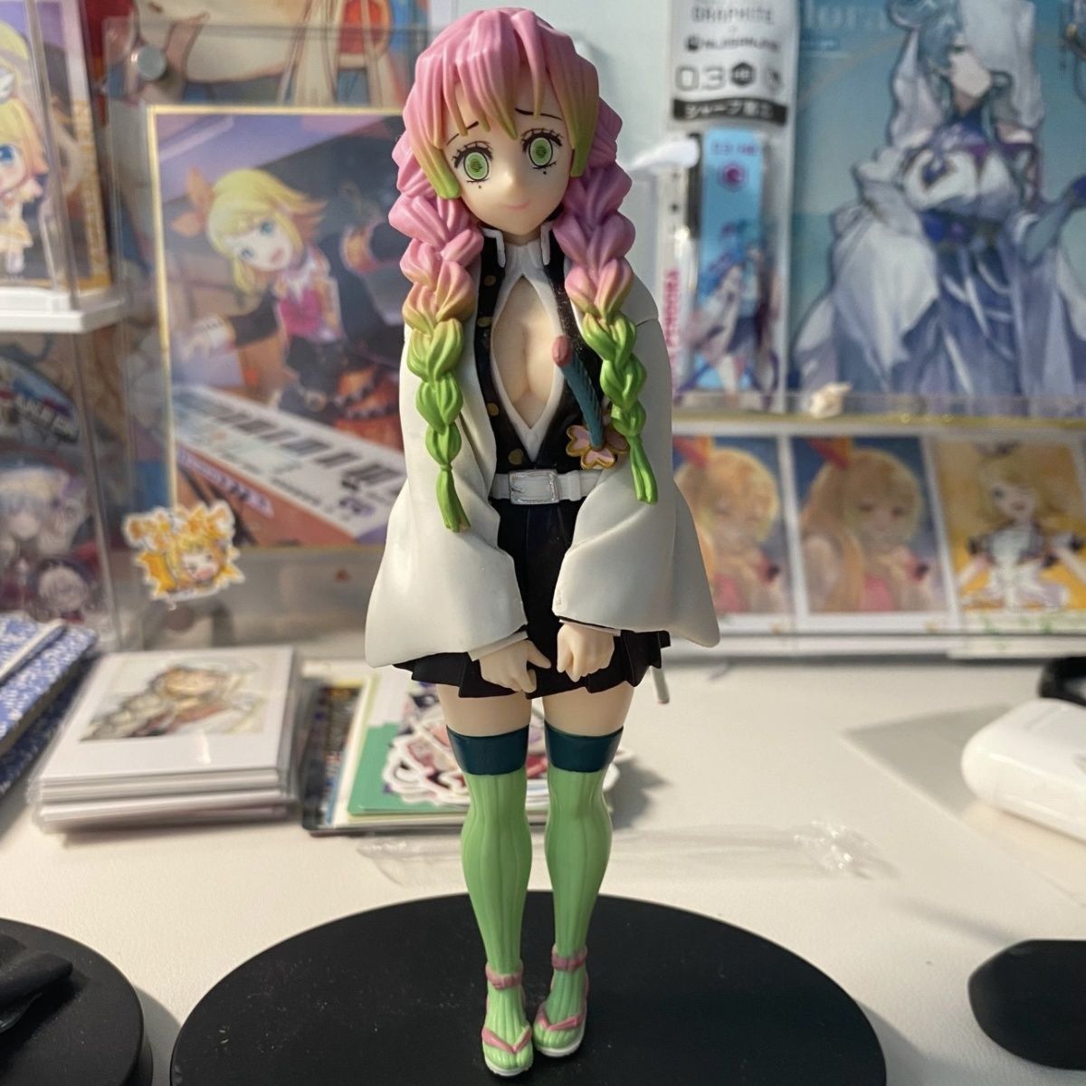 Demon Slayer Love Pillar Mitsu - đánh giá và giá Cosplay Prop Display