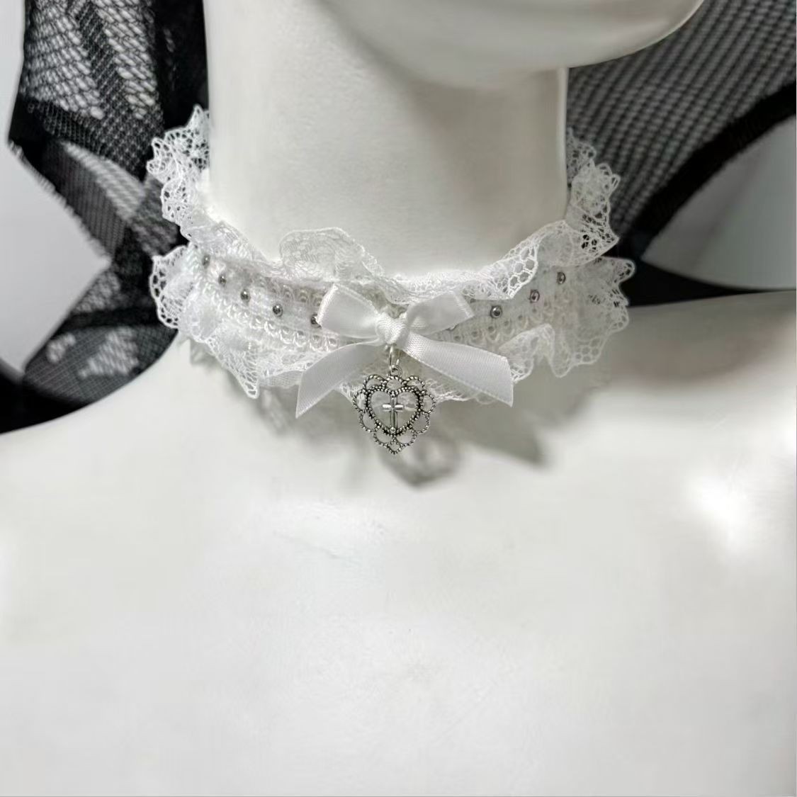 Goth Black Lace Choker with Bo - đánh giá và giá Magnetic Clasp Cosplay
